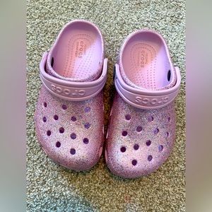 CROCS Toddler Girls Classic Glitter Pink Clogs - size 10